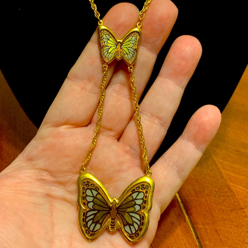 Vintage Trifari Crown Double Butterfly gold tone necklace